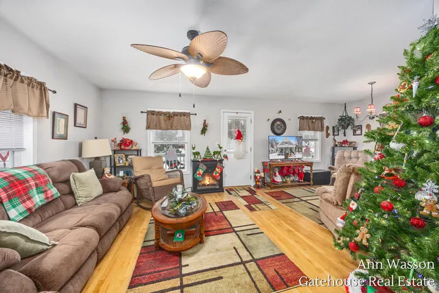 $270,000 | 400 West Grove Street, Greenville, MI 48838