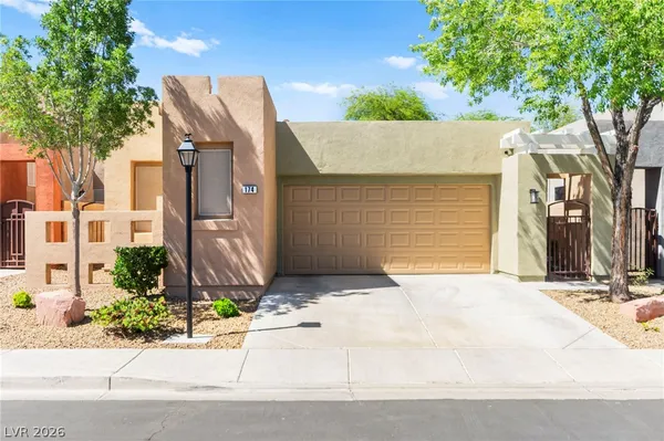 $2,350 | 174 Twin Towers Avenue, Las Vegas, NV 89123
