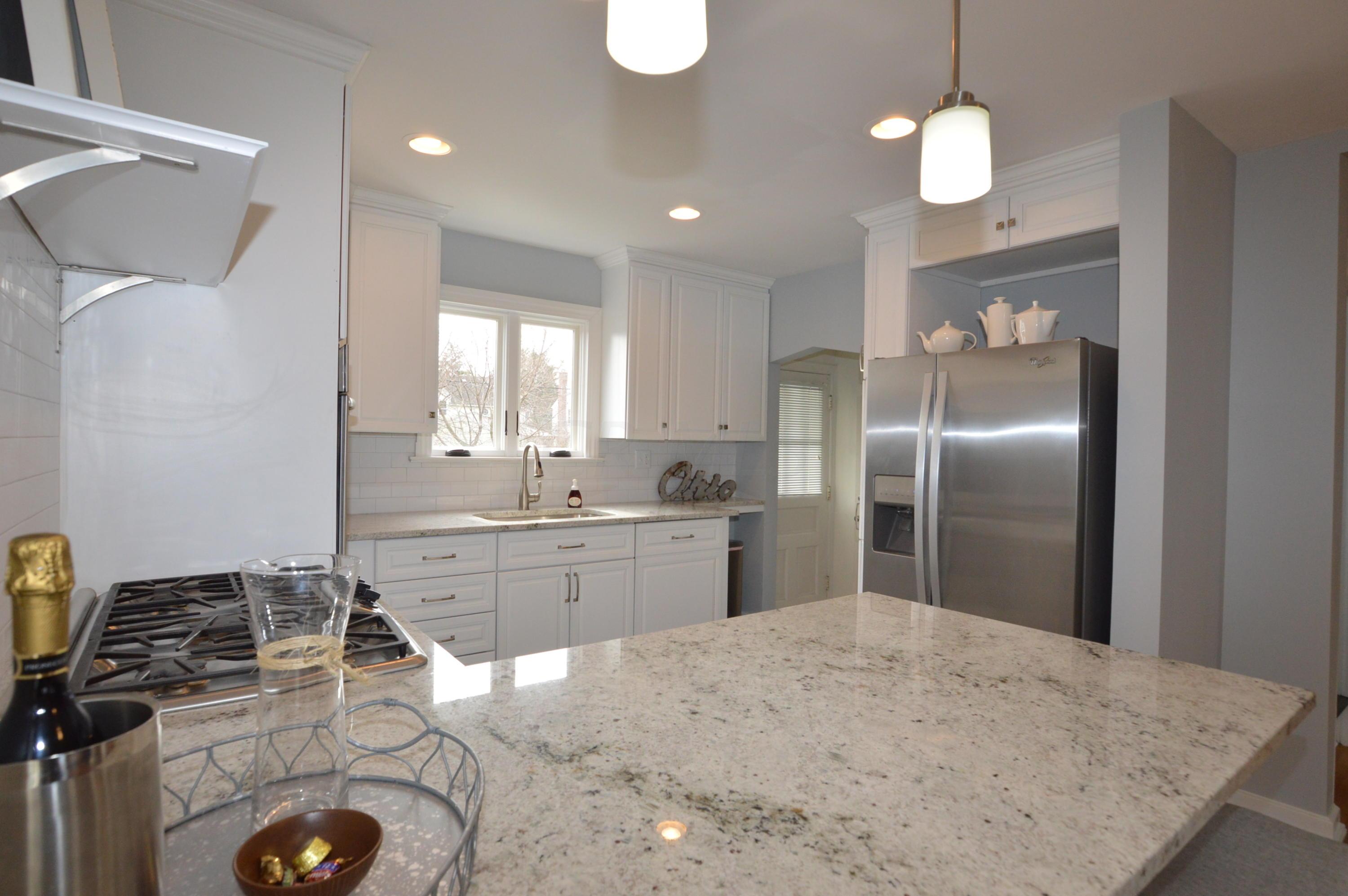 549 Acton Road Columbus, OH 43214 - Photo 5 of 31 Gallery Image 5