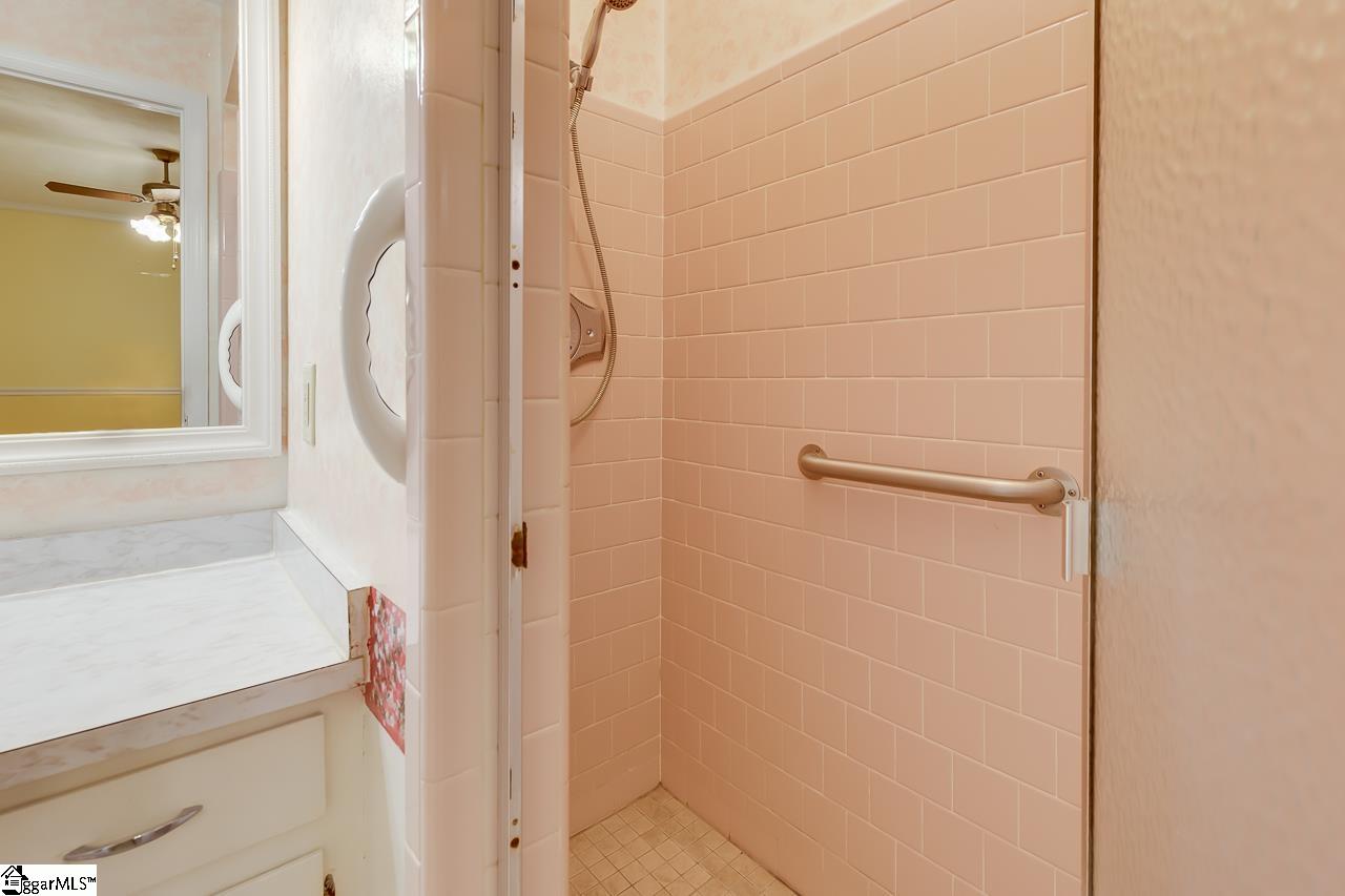 130 Colvin Road Greenville, SC 29615 - Photo 21 of 36 Gallery Image 21