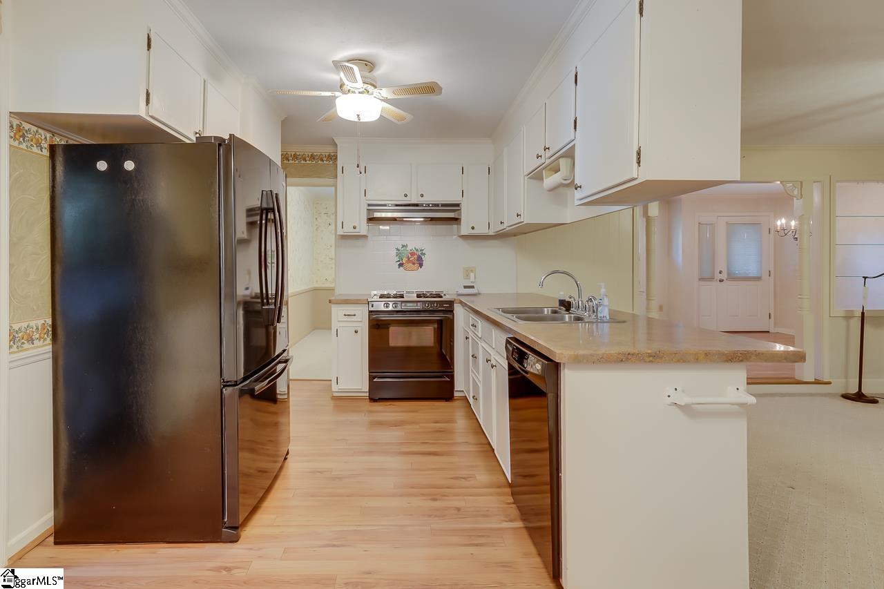 130 Colvin Road Greenville, SC 29615 - Photo 25 of 36 Gallery Image 25