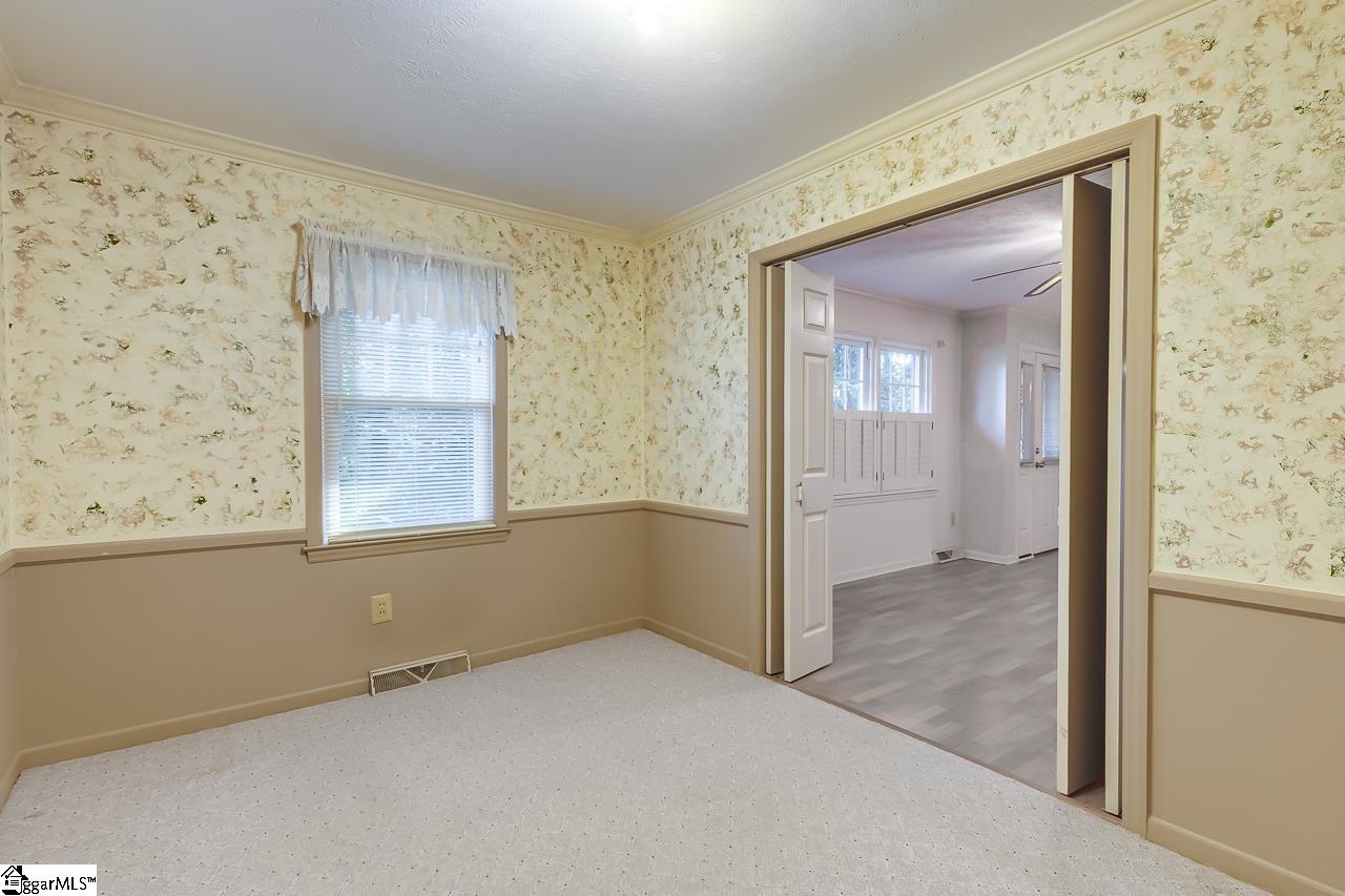 130 Colvin Road Greenville, SC 29615 - Photo 8 of 36 Gallery Image 8