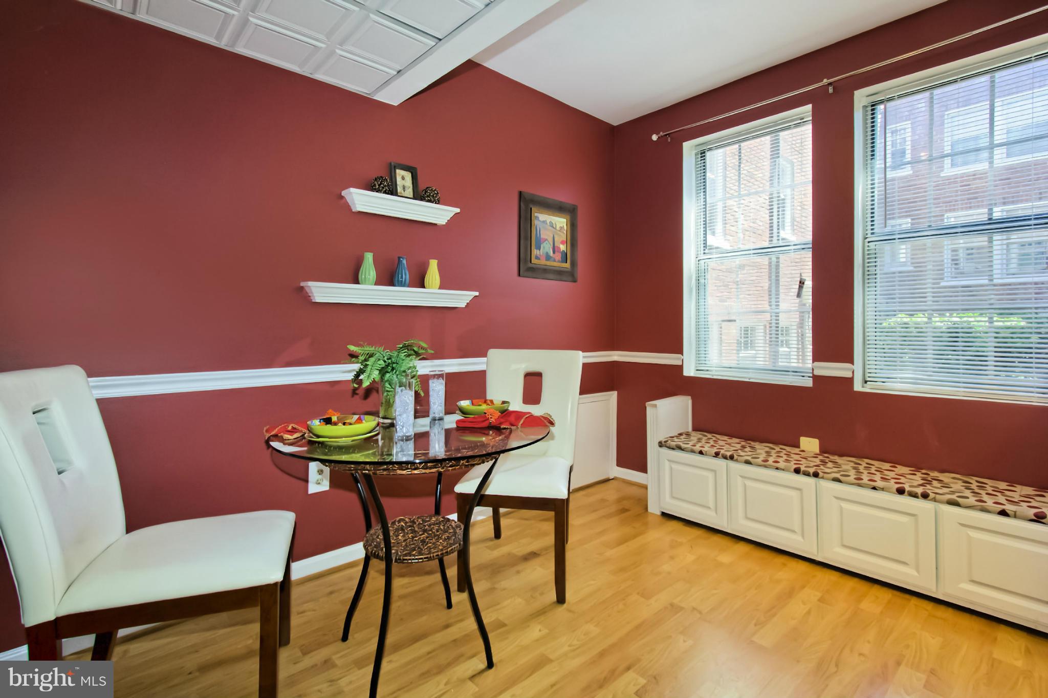 1805 North Rhodes Street, Unit 4248 Arlington, VA 22201 - Photo 15 of 30 Dining Room