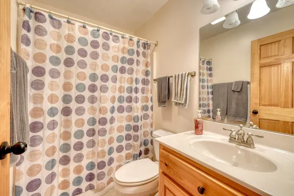 $465,000 | 442 Country Springs Lane, Murphy, NC 28906