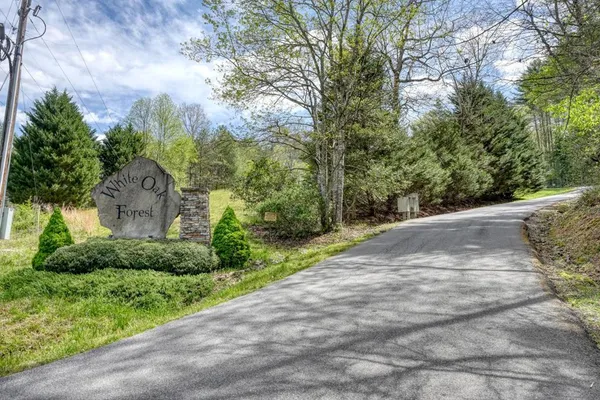 $465,000 | 442 Country Springs Lane, Murphy, NC 28906