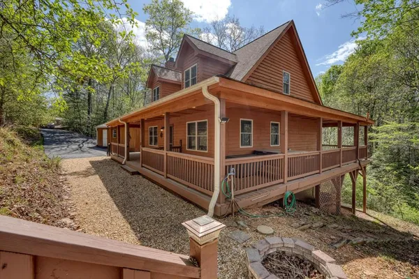 $465,000 | 442 Country Springs Lane, Murphy, NC 28906