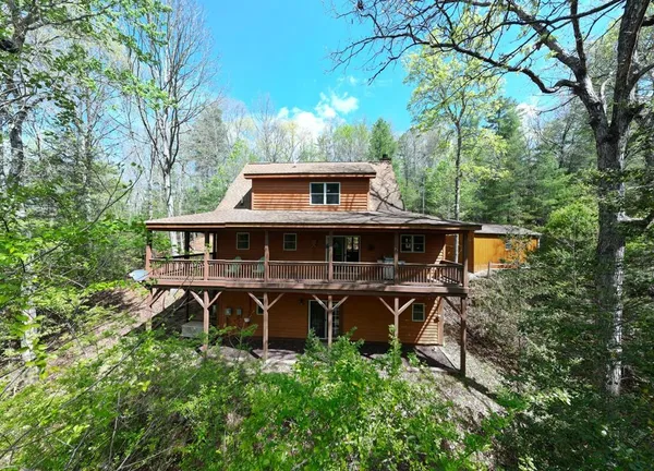 $465,000 | 442 Country Springs Lane, Murphy, NC 28906