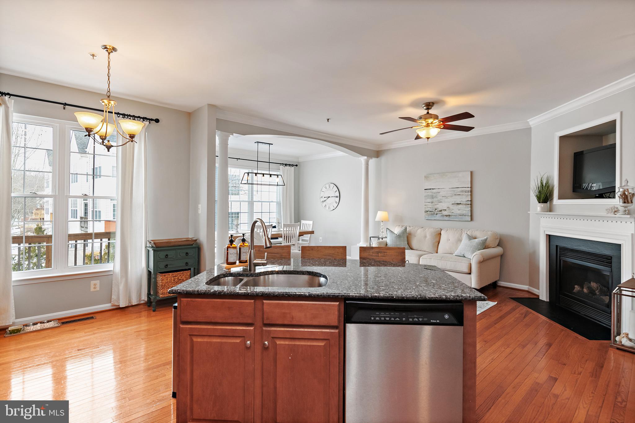 2306 Noblewood Road Edgewater, MD 21037 - Photo 17 of 53 Open Concept Living