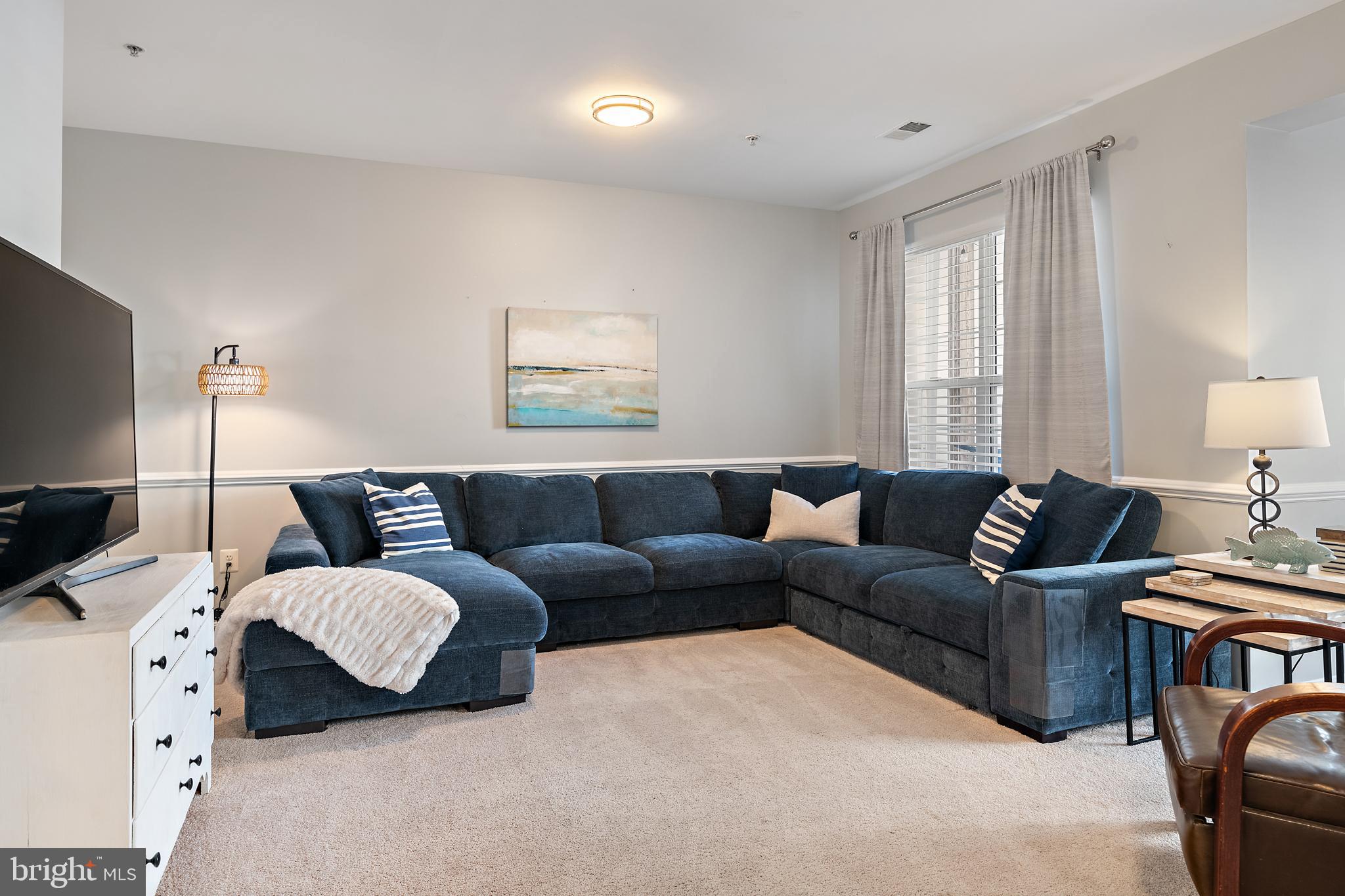 2306 Noblewood Road Edgewater, MD 21037 - Photo 20 of 53 LL - Family Room