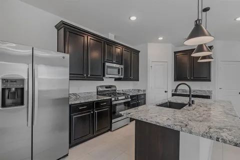 $360,000 | 19384 Poppy Vlg Circle, Magnolia, TX 77355