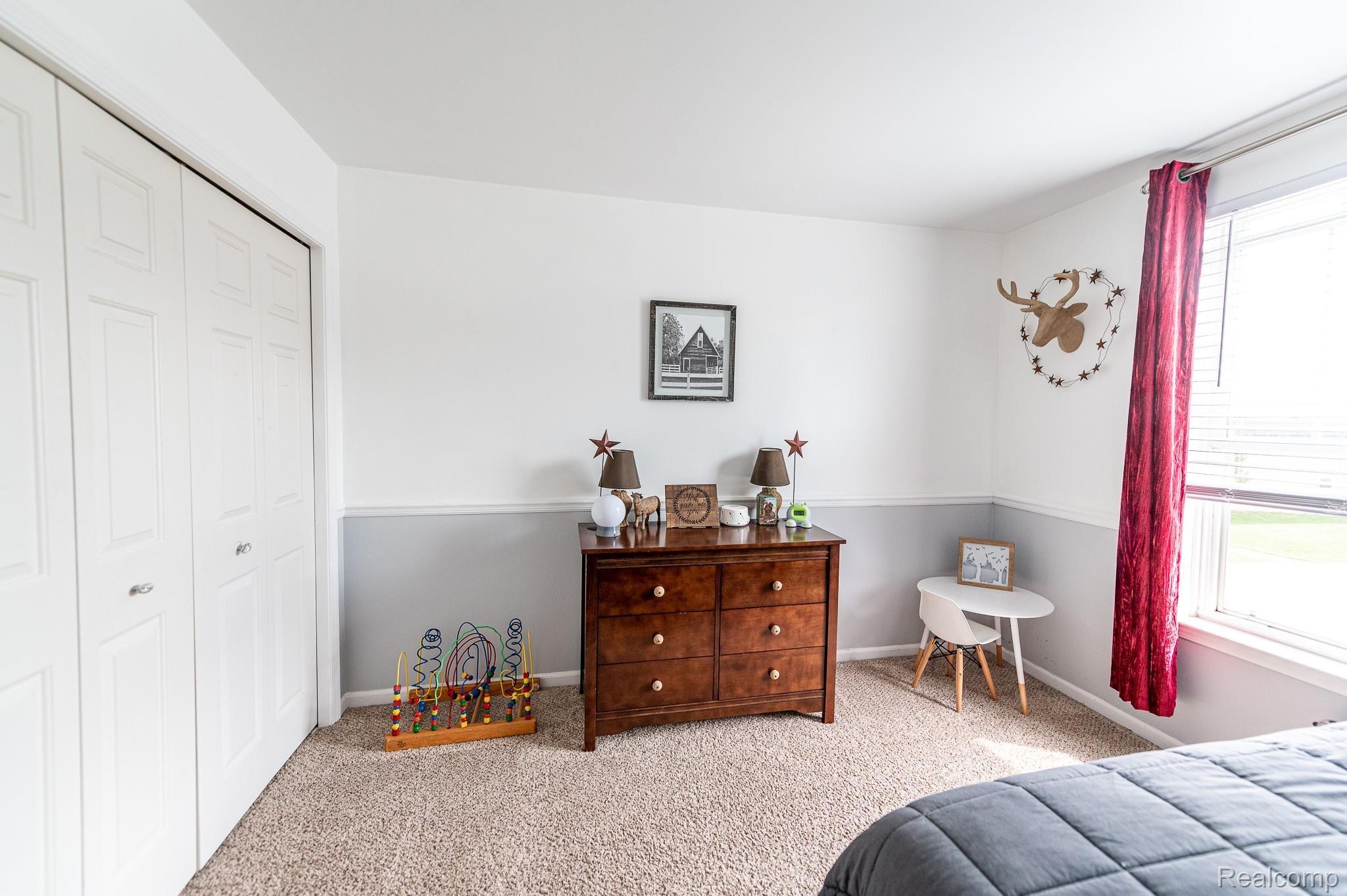 449 Otter Run Road Holly, MI 48442 - Photo 28 of 40 BEDROOM