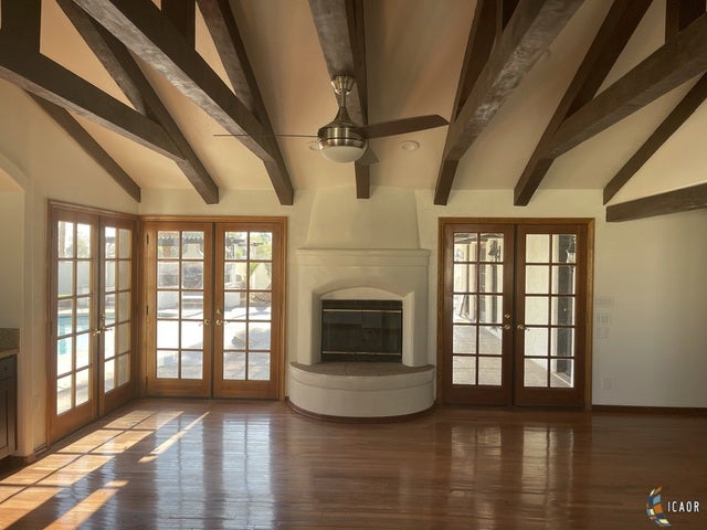898 West Ross Road El Centro, CA 92243 - Photo 17 of 44 Gallery Image 17