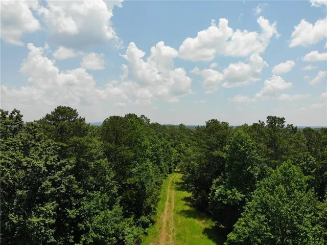 $7,500,000 | 1600 White Road, White, GA 30184