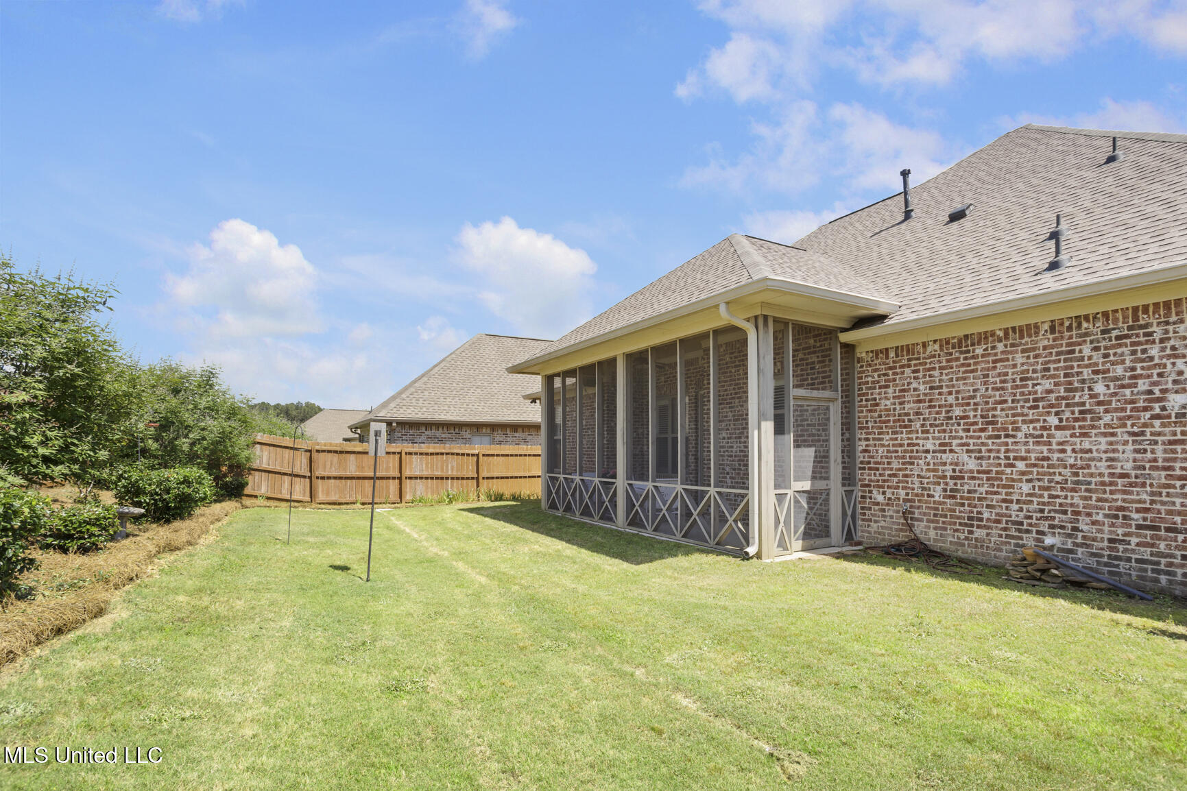 708 Prosperity Crossing Flowood, MS 39232 - Photo 35 of 37 708 Prosperity Crossing-34