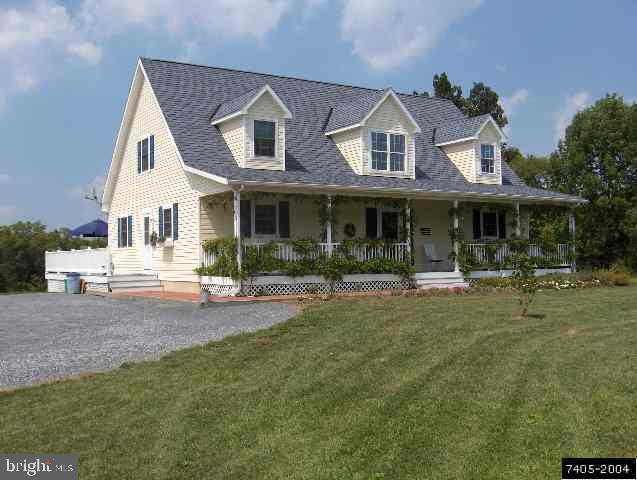 920 Canal Road Manchester, PA 17345 - Photo 1 of 8 Gallery Image 1