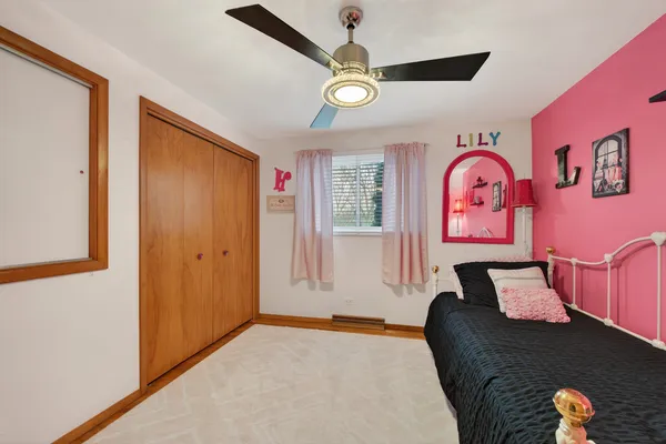 $685,000 | 28-w075 Aurora Avenue, Naperville, IL 60540