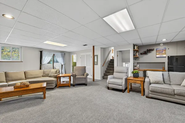 $685,000 | 28-w075 Aurora Avenue, Naperville, IL 60540