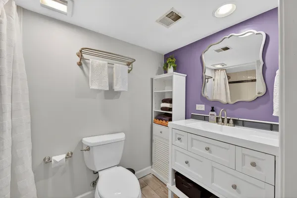 $685,000 | 28-w075 Aurora Avenue, Naperville, IL 60540