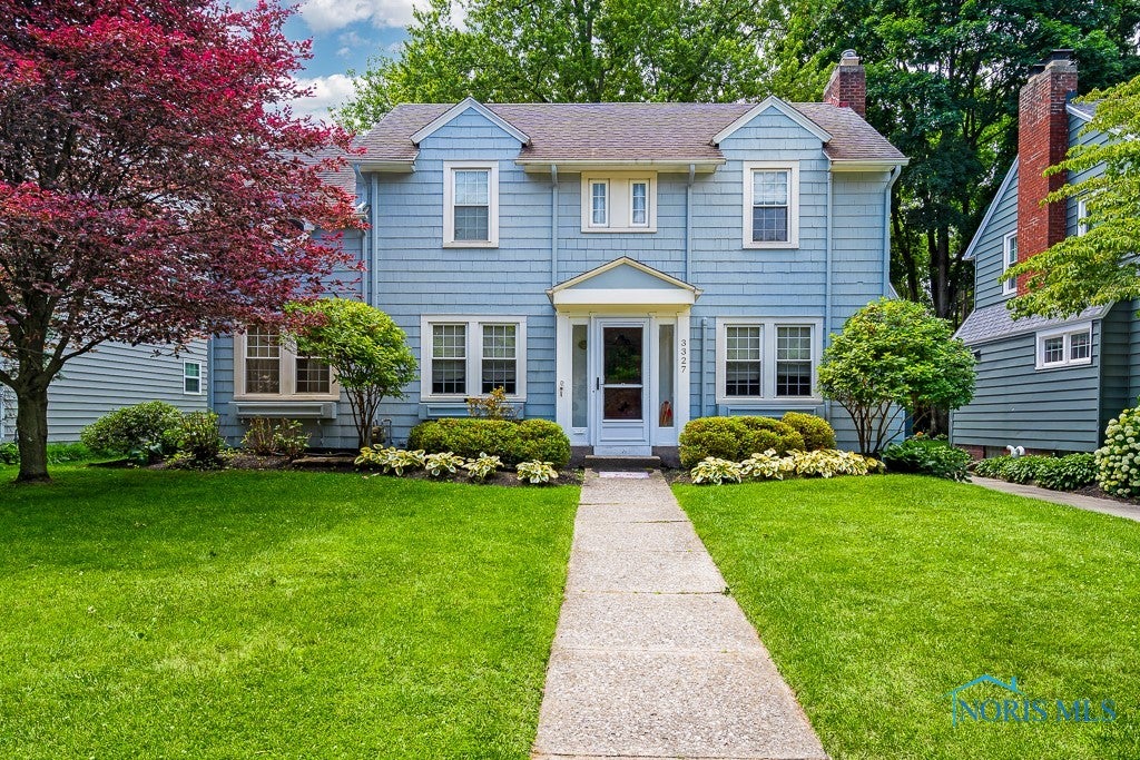 3327 Pelham Road Toledo, OH 43606 - Photo 1 of 42 3327 Pelham