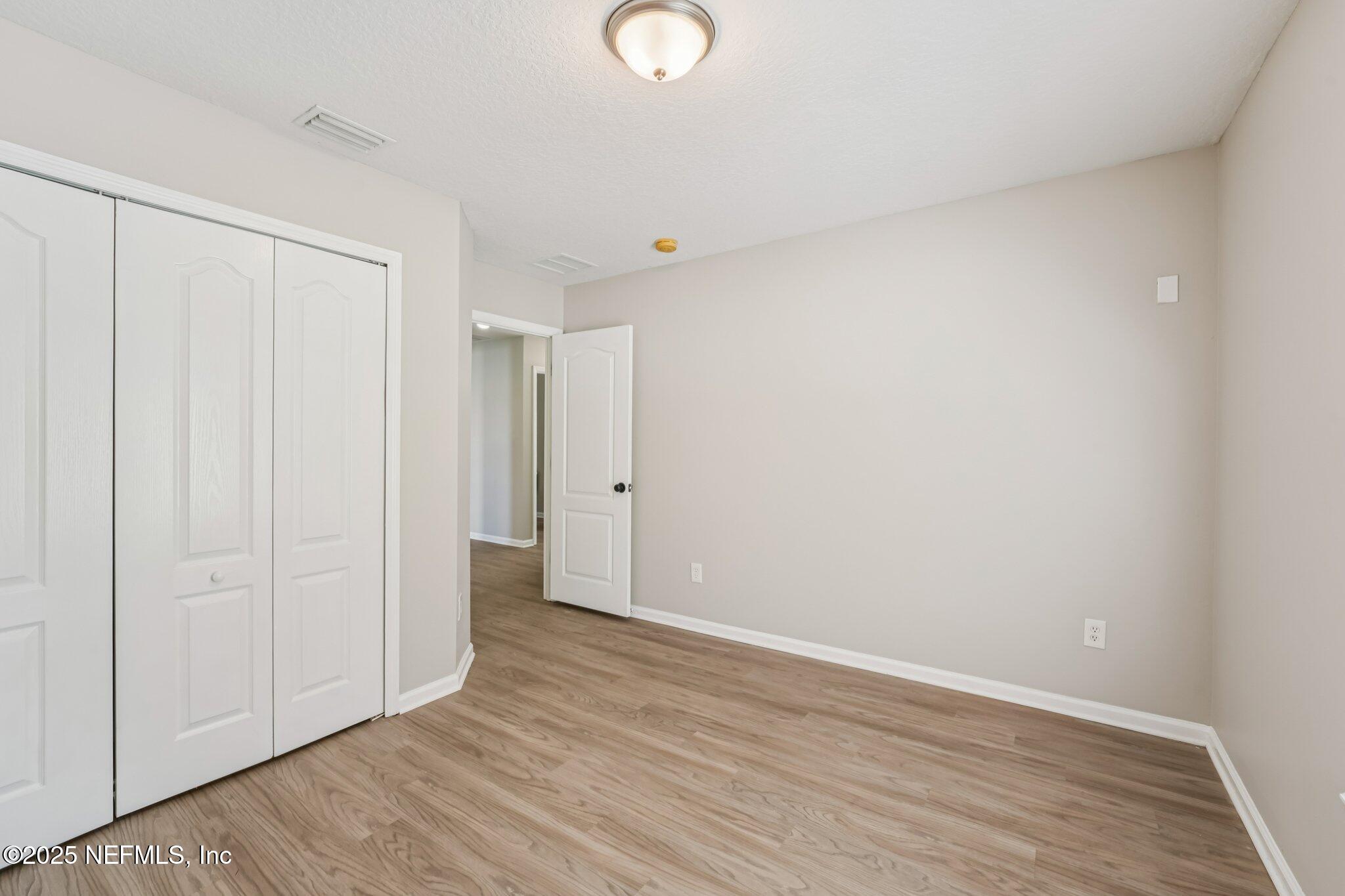 1068 Morning Light Road Jacksonville, FL 32218 - Photo 23 of 31 23-web-or-mls-Morning Light Rd-S1910-023