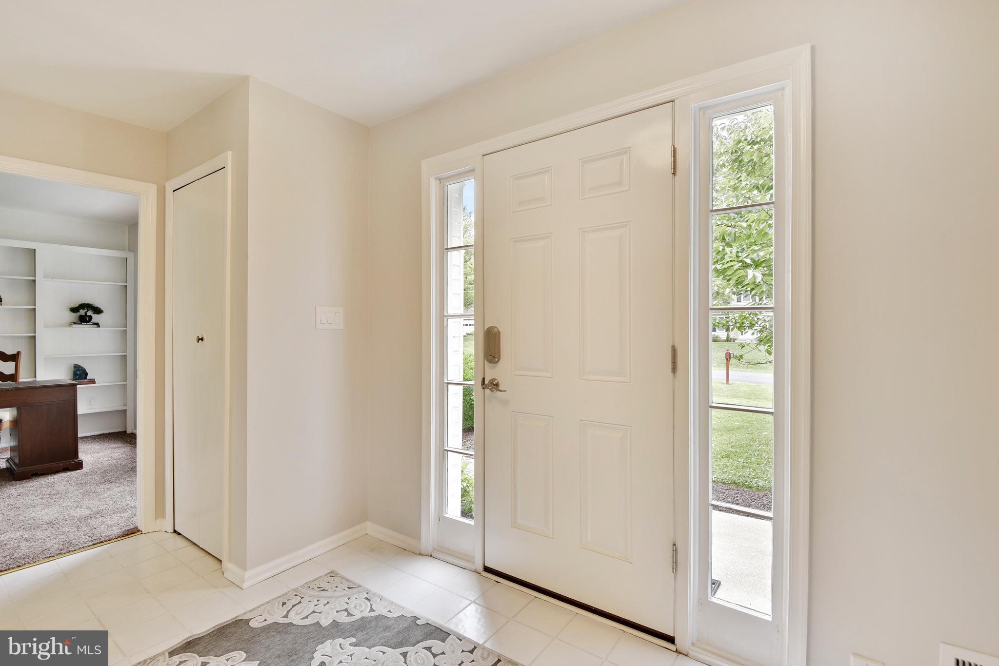 14304 Cantrell Road Silver Spring, MD 20905 - Photo 5 of 30 Interior (General)