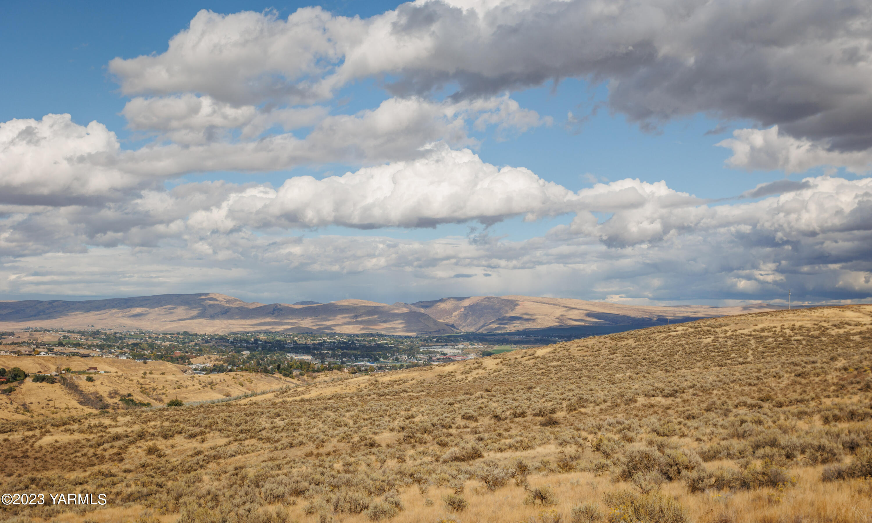 Tbd Lookout Point Drive Selah, WA 98942 - Photo 2 of 27 a view of ocean