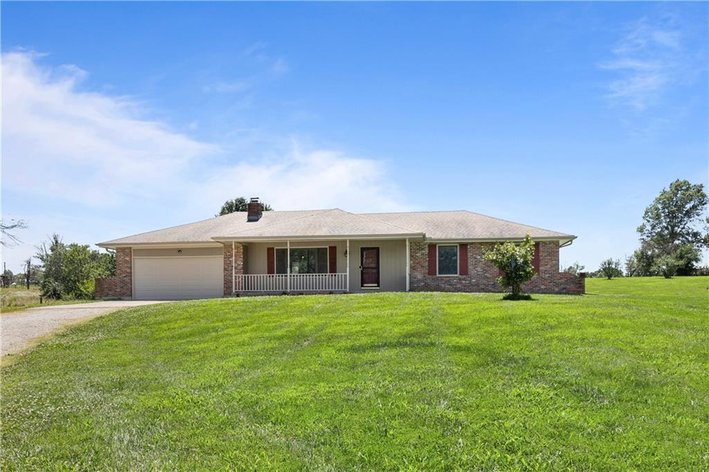 8 Northwest 515th Road Warrensburg, MO 64093 - Photo 2 of 54