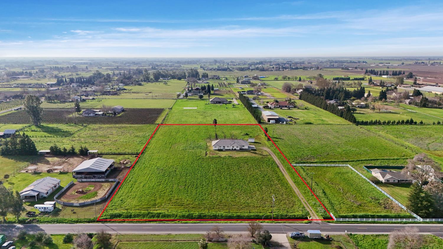 24257 North Pearl Road Acampo, CA 95220 - Photo 7 of 41 an aerial view of a tennis ground