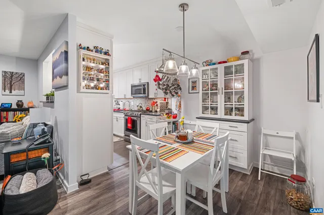 $359,900 | 511 1st Street North, Unit 105, Charlottesville, VA 22902