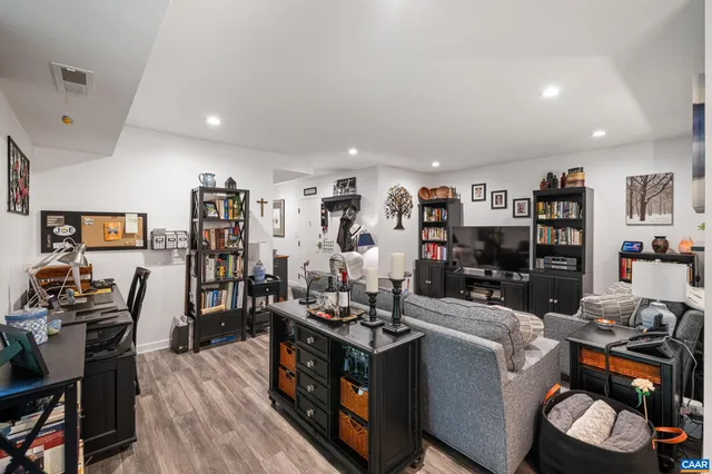 $359,900 | 511 1st Street North, Unit 105, Charlottesville, VA 22902