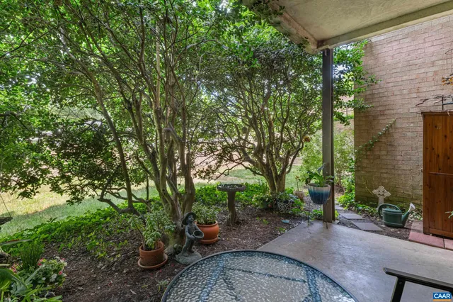 $359,900 | 511 1st Street North, Unit 105, Charlottesville, VA 22902