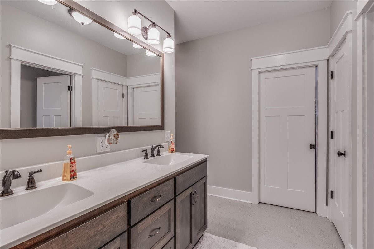 1094 Savely Road Pegram, TN 37143 - Photo 13 of 36 Gallery Image 13