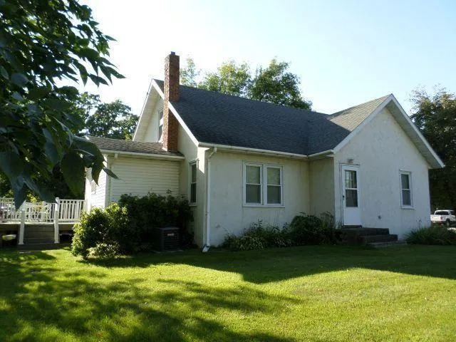 $138,900 | 414 Hamilton Avenue Northeast, Red Lake Falls, MN 56750