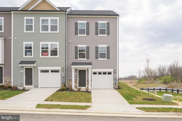 $2,300 | 519 Fontana Circle, Martinsburg, WV 25403