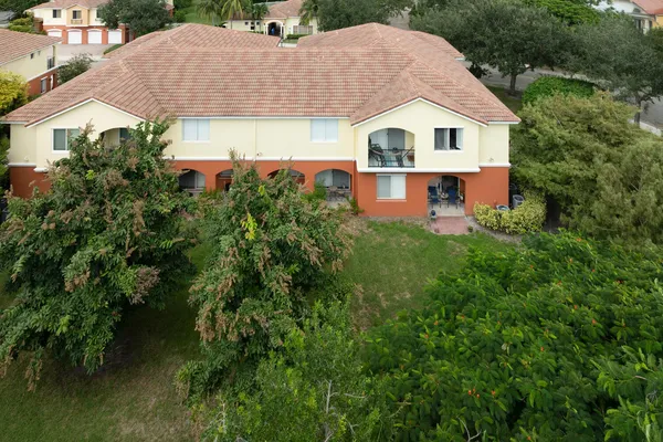 $3,800 | 40 Southeast Sedona Circle, Unit 103, Stuart, FL 34994