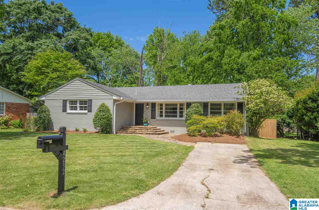4232 MountainDale Road Birmingham, AL 35213 - Photo 2 of 33
