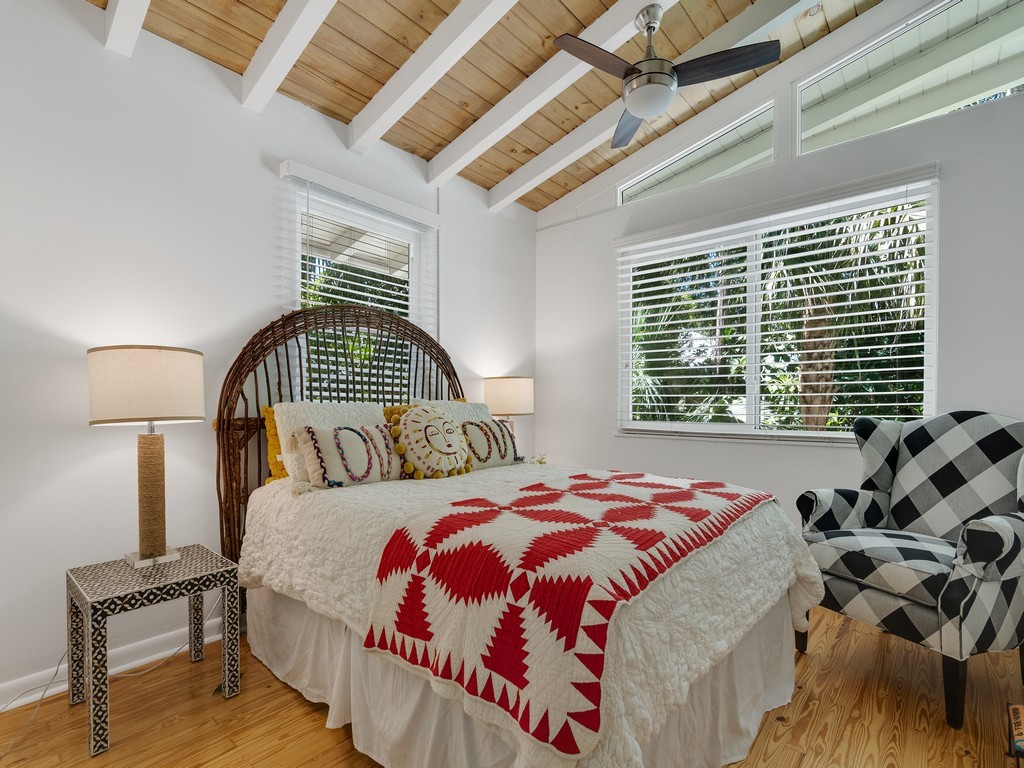 1930 West Shell Lane Vero Beach, FL 32963 - Photo 18 of 36