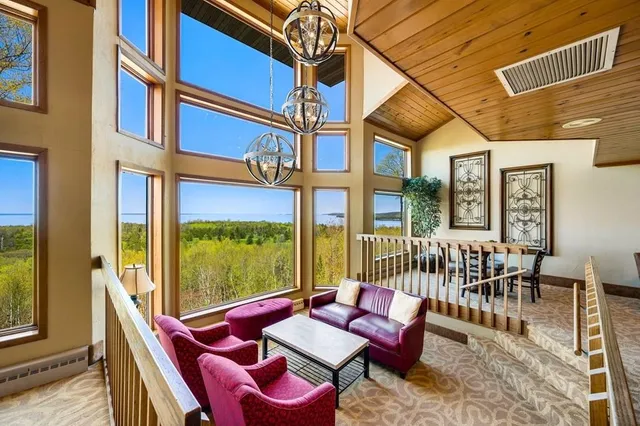 $219,000 | 4940 North Landmark Circle, Unit 3314, Egg Harbor, WI 54209