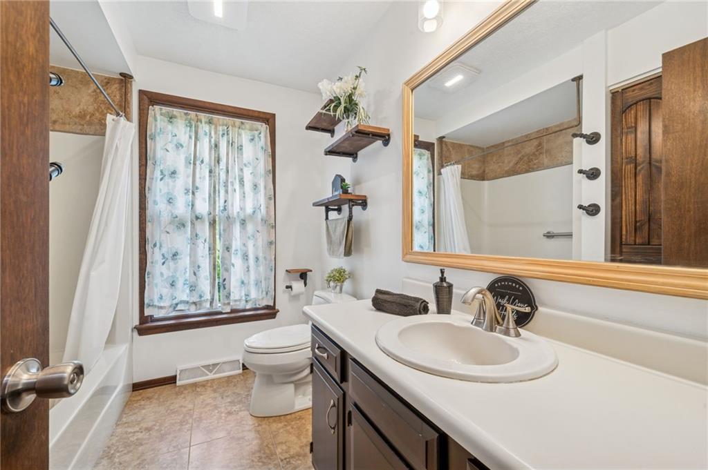 1556 Washington Road Apollo, PA 15613 - Photo 25 of 34 Gallery Image 25