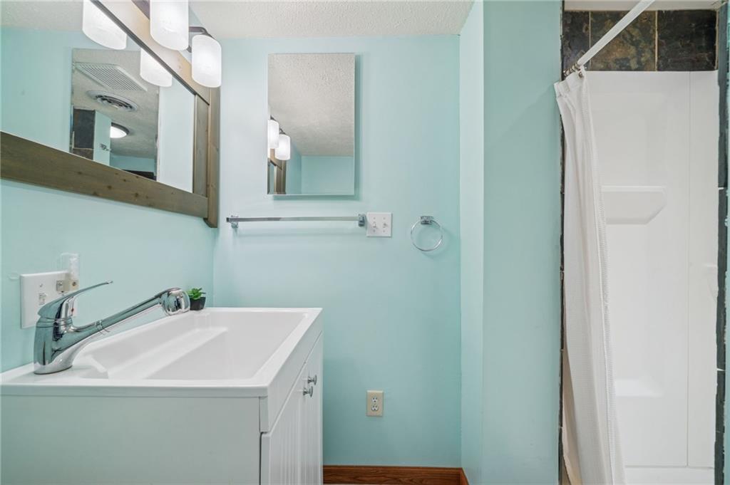 1556 Washington Road Apollo, PA 15613 - Photo 30 of 34 Gallery Image 30