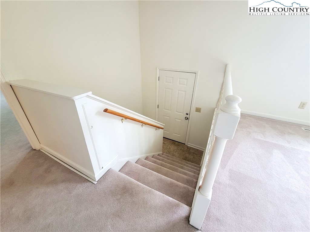 139 Wey Street Boone, NC 28607 - Photo 4 of 25