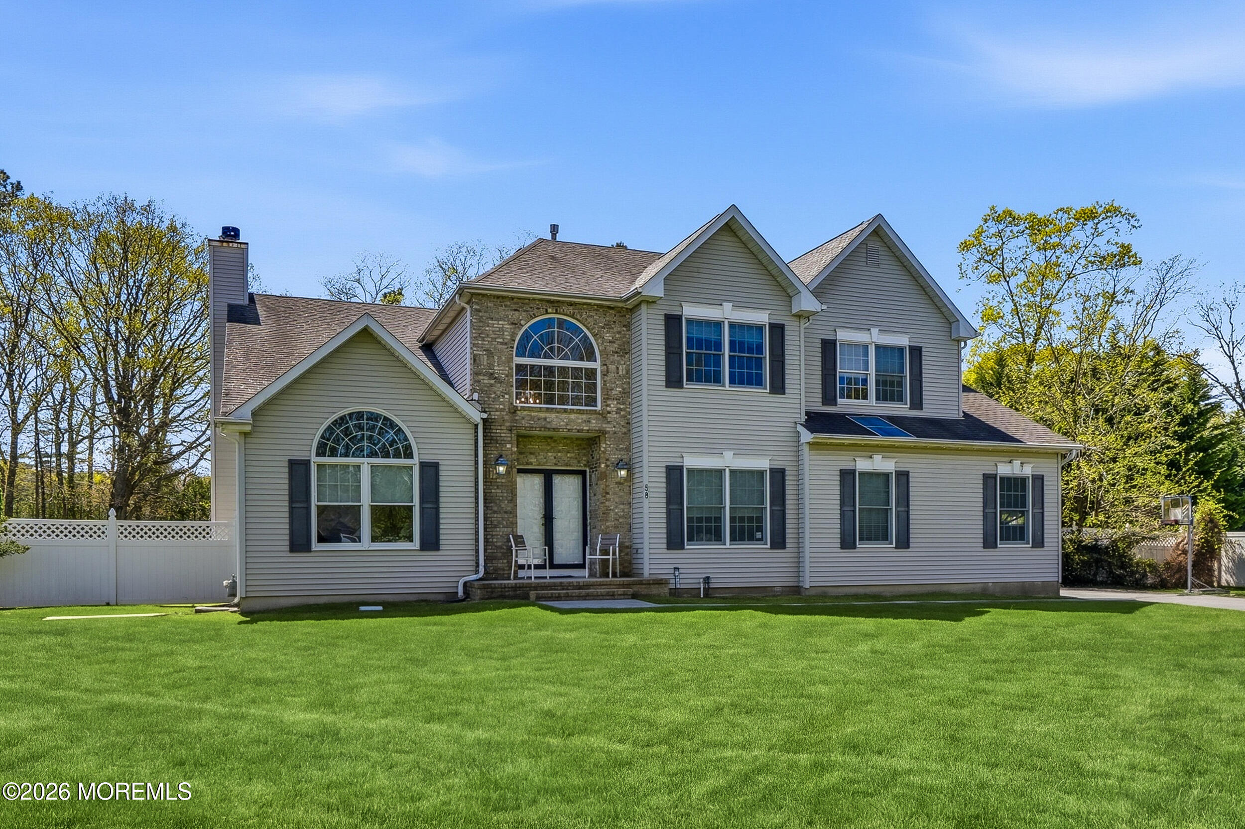 58 Georgetown Road Eatontown, NJ 07724 - Photo 2 of 18 003
