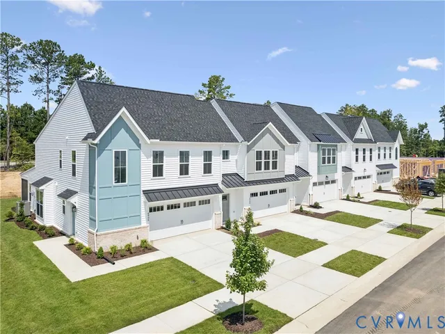 $479,950 | 6900 Sunrise Oasis Lane, Chesterfield, VA 23832