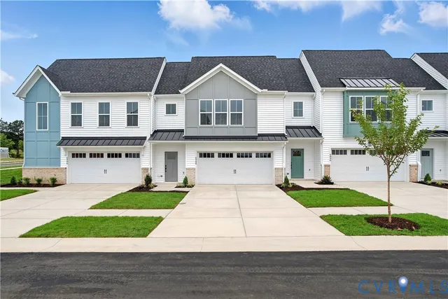 $479,950 | 6900 Sunrise Oasis Lane, Chesterfield, VA 23832