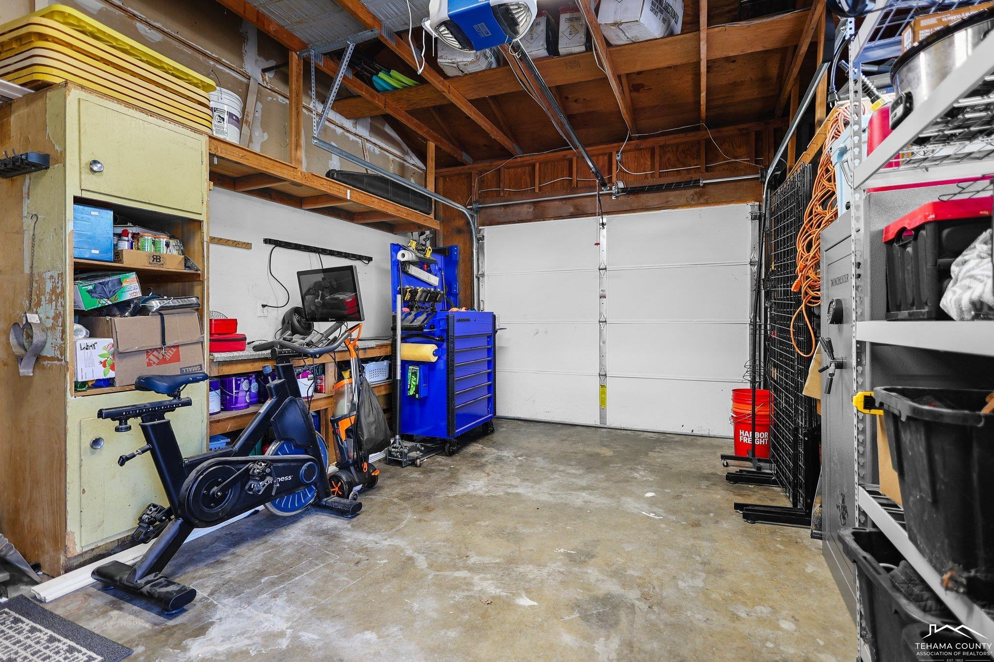 910 Ashmount Avenue Red Bluff, CA 96080 - Photo 12 of 16 Gallery Image 12