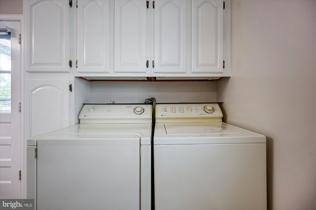 $850,000 | 1715 North Quincy Street, Arlington, VA 22207