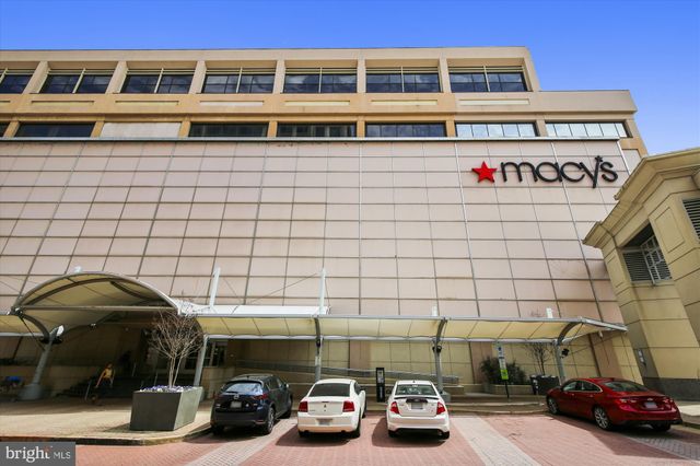 $850,000 | 1715 North Quincy Street, Arlington, VA 22207