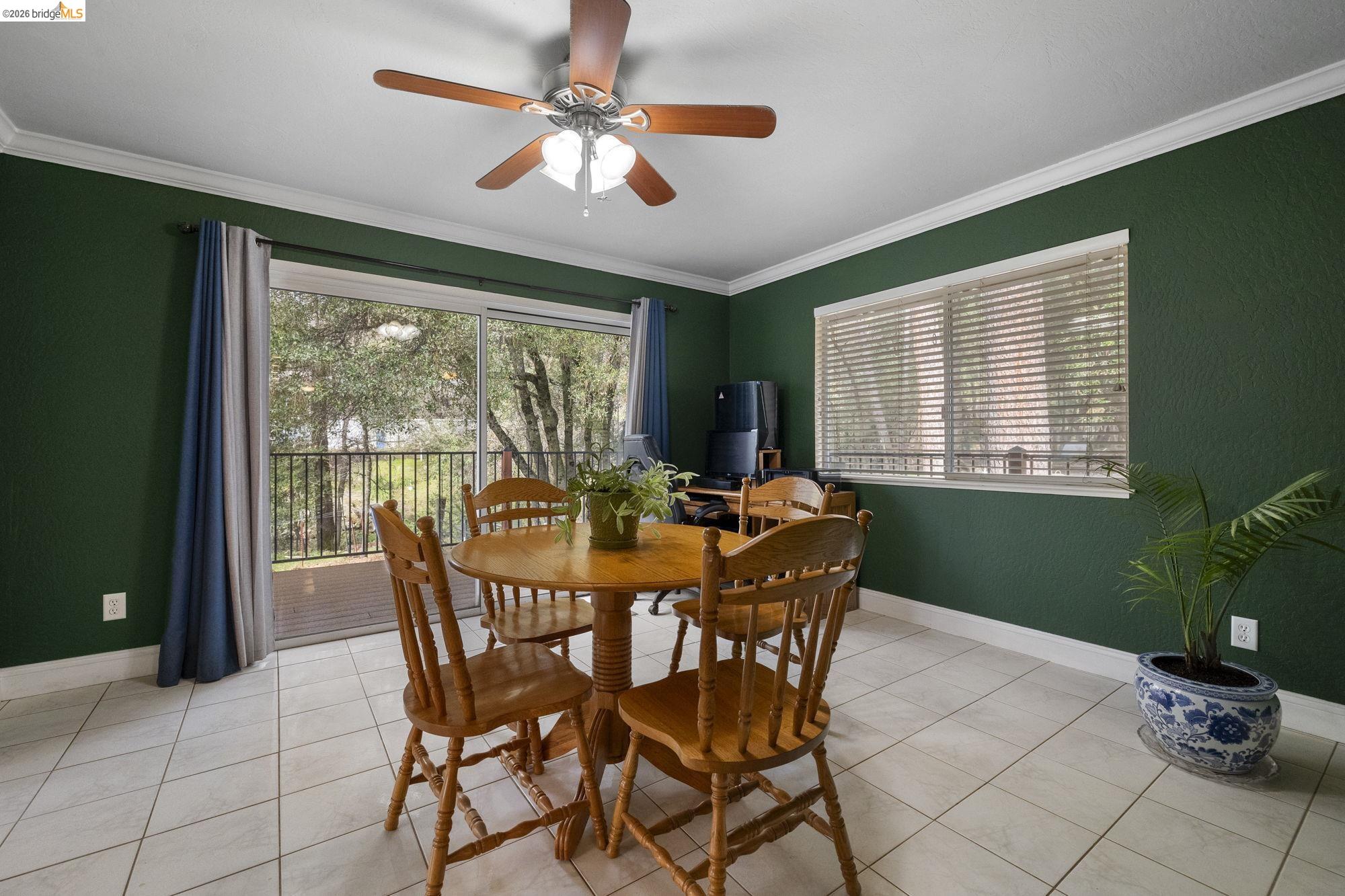21550 Phoenix Lake Road Sonora, CA 95370 - Photo 11 of 50