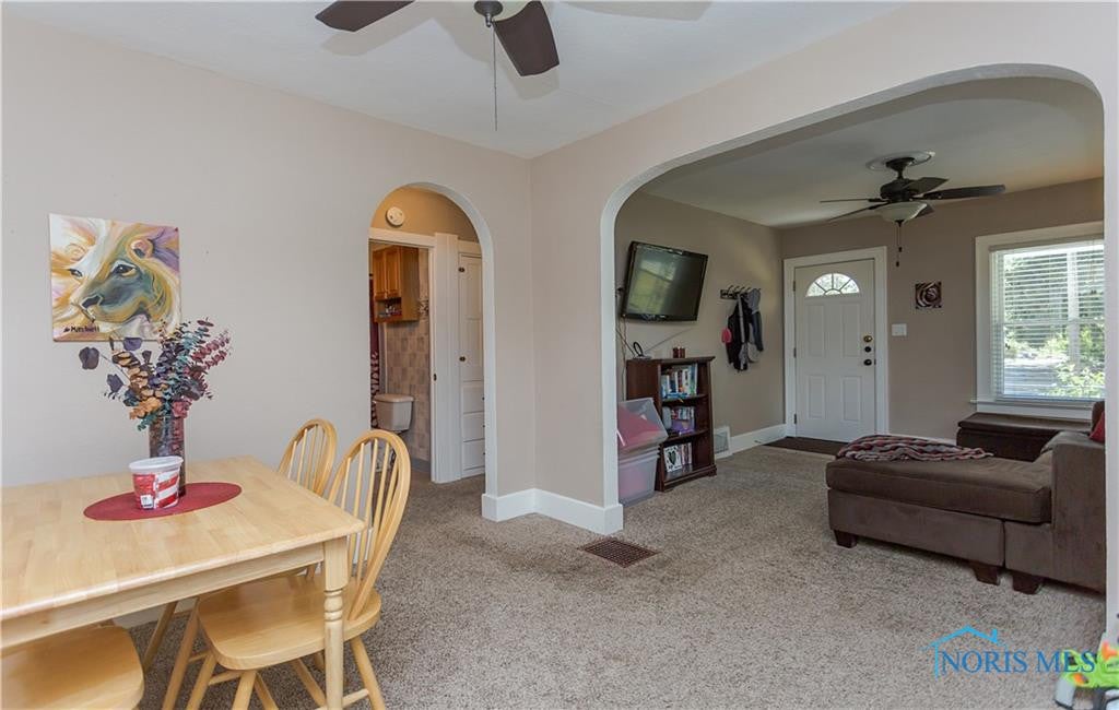 627 Hayes Road Toledo, OH 43615 - Photo 10 of 25 Gallery Image 10