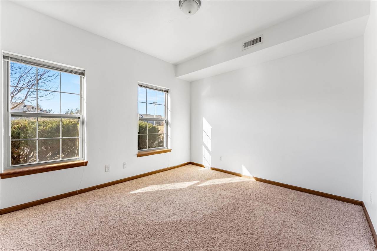 1010 Rachael Street, Unit 101 North Liberty, IA 52317 - Photo 9 of 19 Gallery Image 9